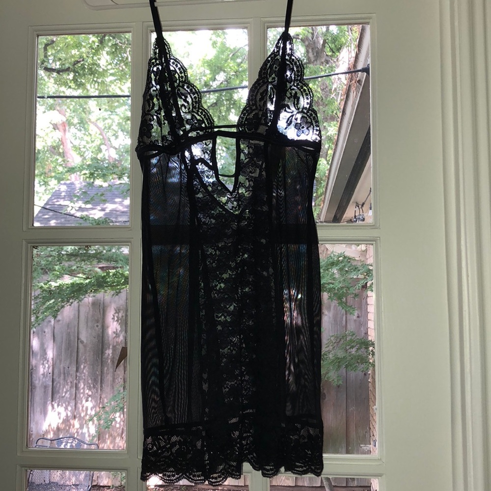 In Bloom Black Sheer Lace Chemise